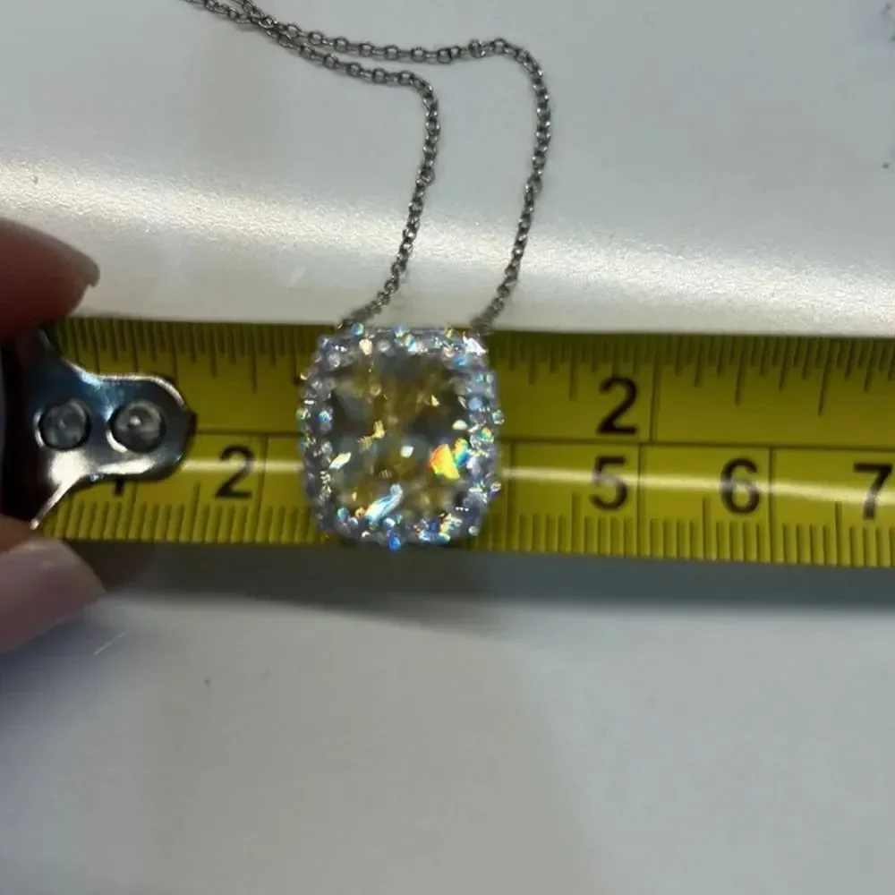 Savvy Cie NWOT Lab Created Canary and CZ Luxury Pendant